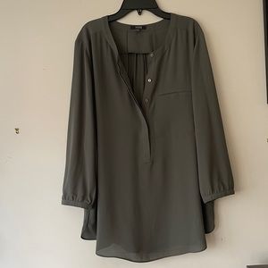 NYDJ Three-Quarter Sleeve Pintuck Blouse, Olive Army Green, NWOT, XL, Brand-New!